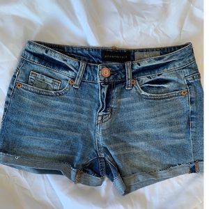 AEROPOSTALE midi denim shorts, size 00